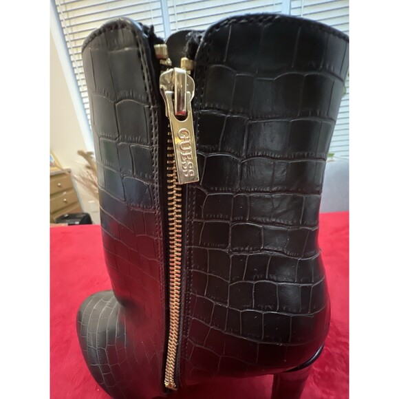 Size 8M Guess Crocodile Snake Skin Side zip high Reptile Effect Heeled boots - Picture 8 of 13